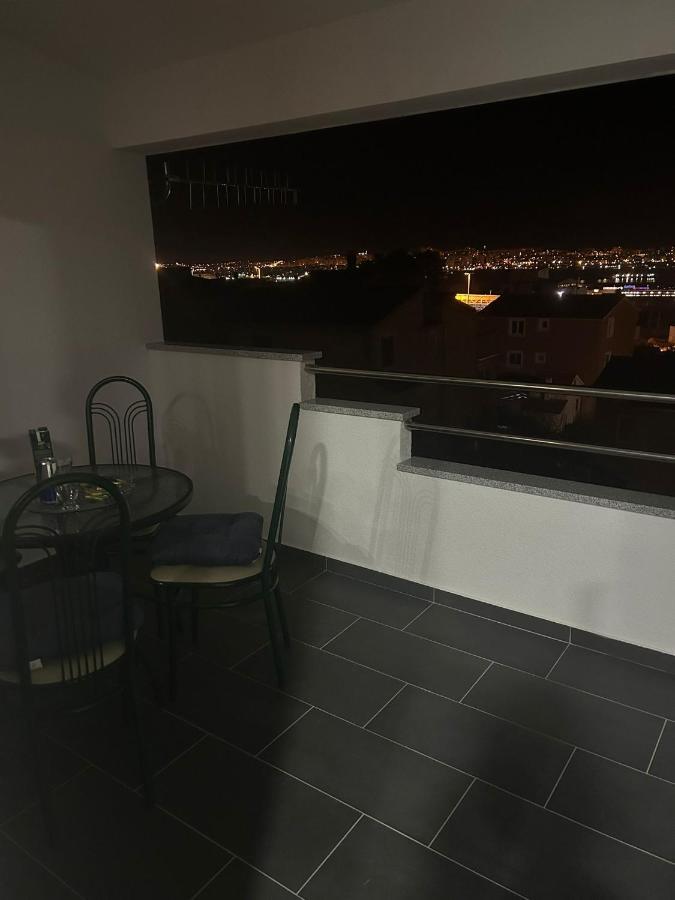 Apartment Marko With A Beautiful View Of The Sea Kaštel Sućurac Exteriér fotografie